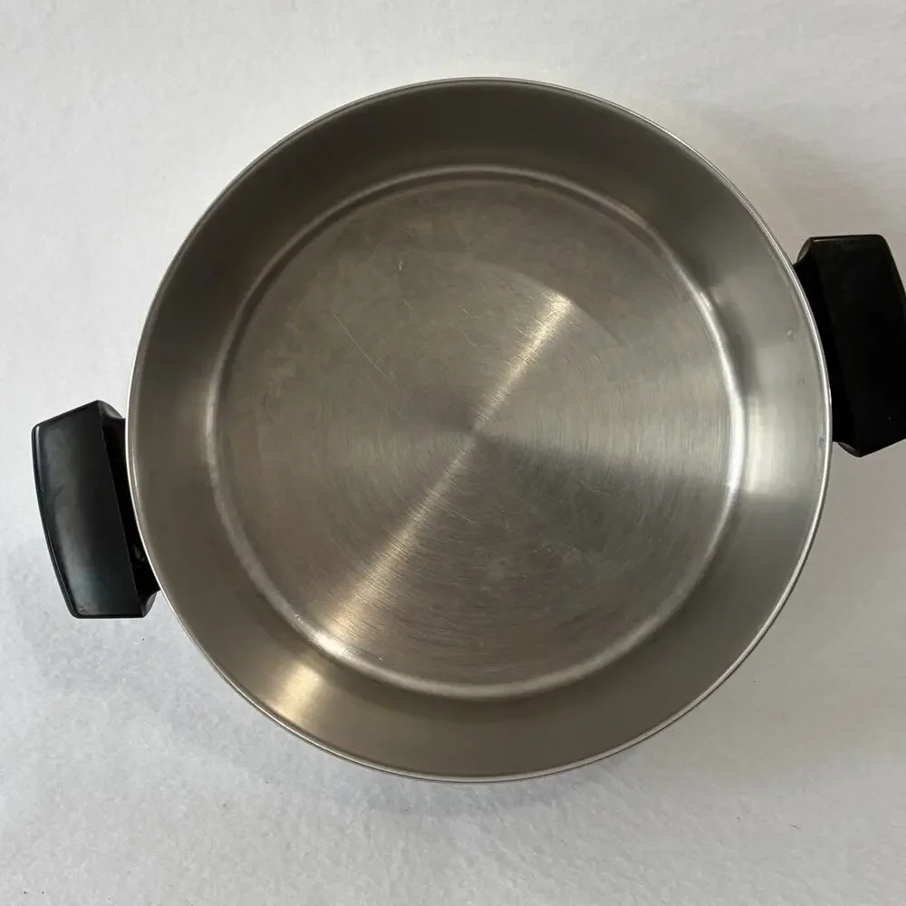 Revere Ware 1801 4 1/2 Qt Stainless Steel Stock Pot with Lid 97B